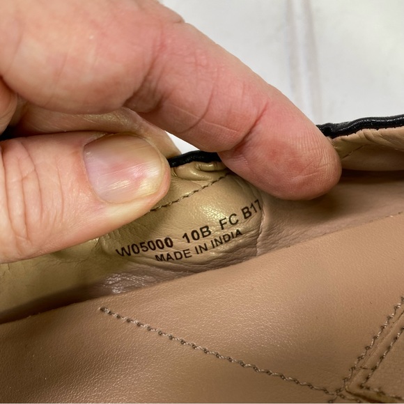 Cole Haan Elsie  black leather ballet flats - Picture 7 of 10